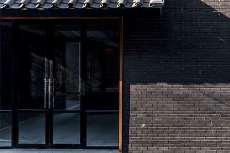 Storefront Glass Installers in Southwest Calgary